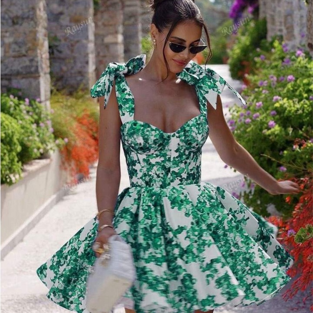 SHEIN Green Floral Mini Dress